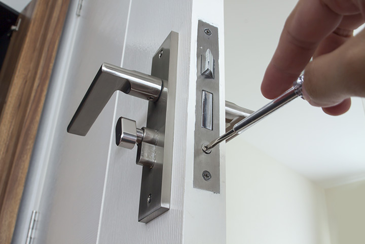 Our local locksmiths are able to repair and install door locks for properties in Upper Holloway and the local area.